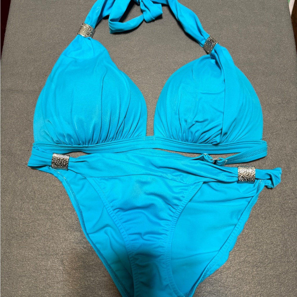 Venus bikini